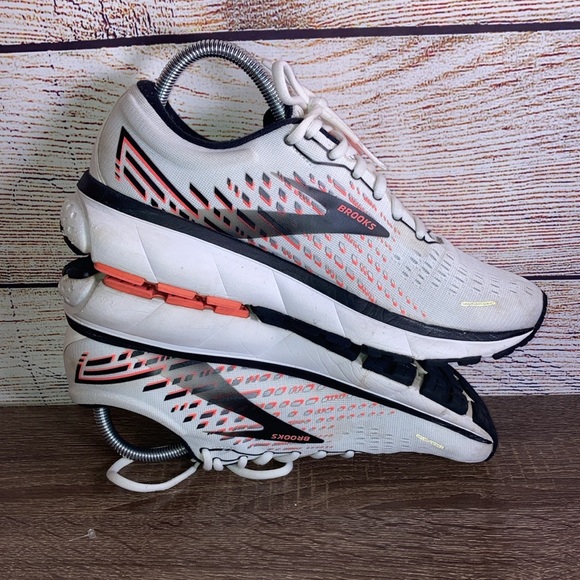 Used Brooks Ghost 13 Sneakers Womens Sz 10 White Running Athletic Shoes - Picture 6 of 12